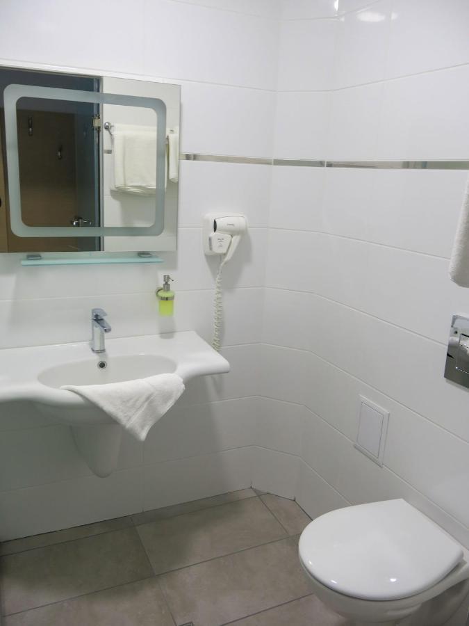 Family Hotel Albizia Beach Varna ภายนอก รูปภาพ