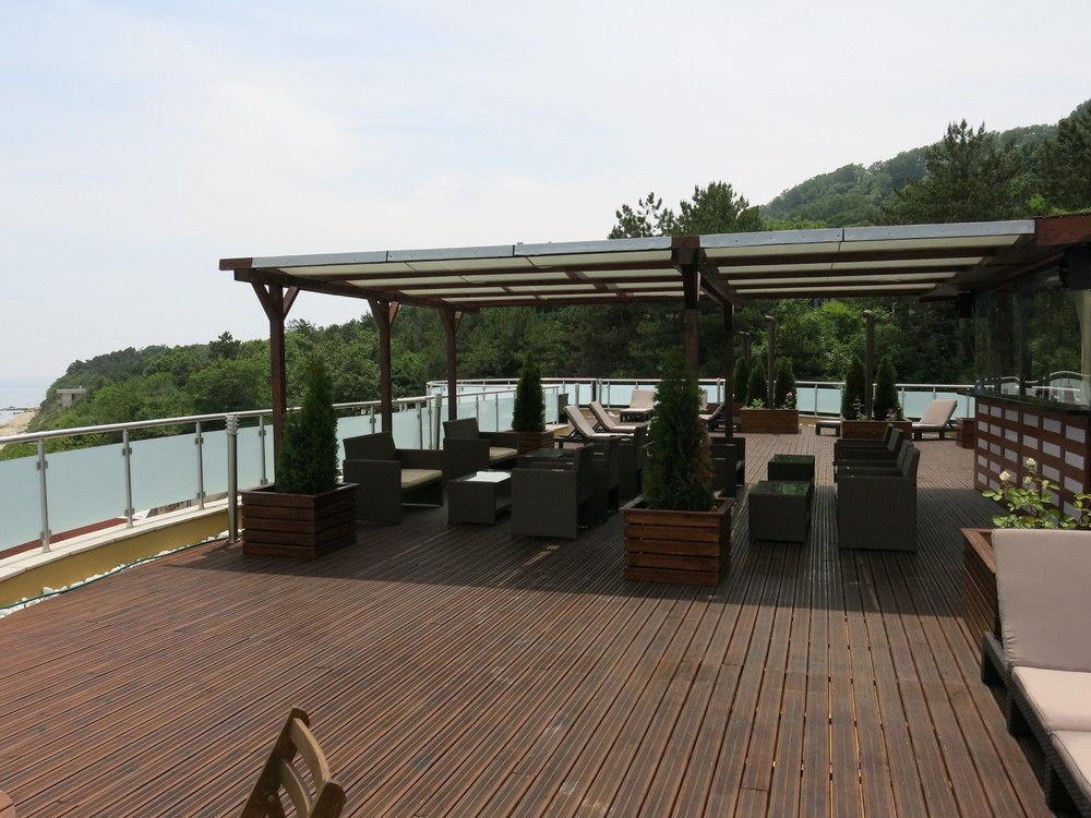 Family Hotel Albizia Beach Varna ภายนอก รูปภาพ