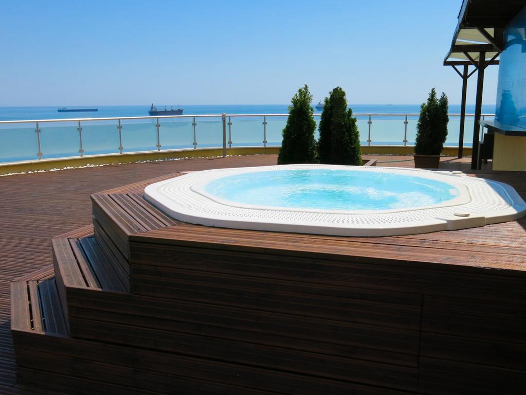 Family Hotel Albizia Beach Varna ภายนอก รูปภาพ