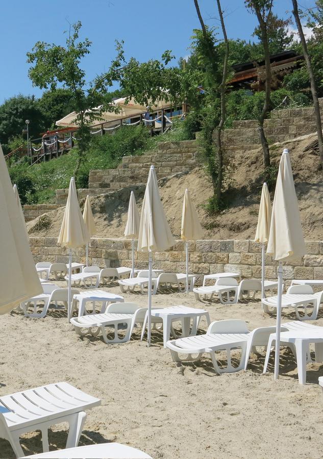 Family Hotel Albizia Beach Varna ภายนอก รูปภาพ