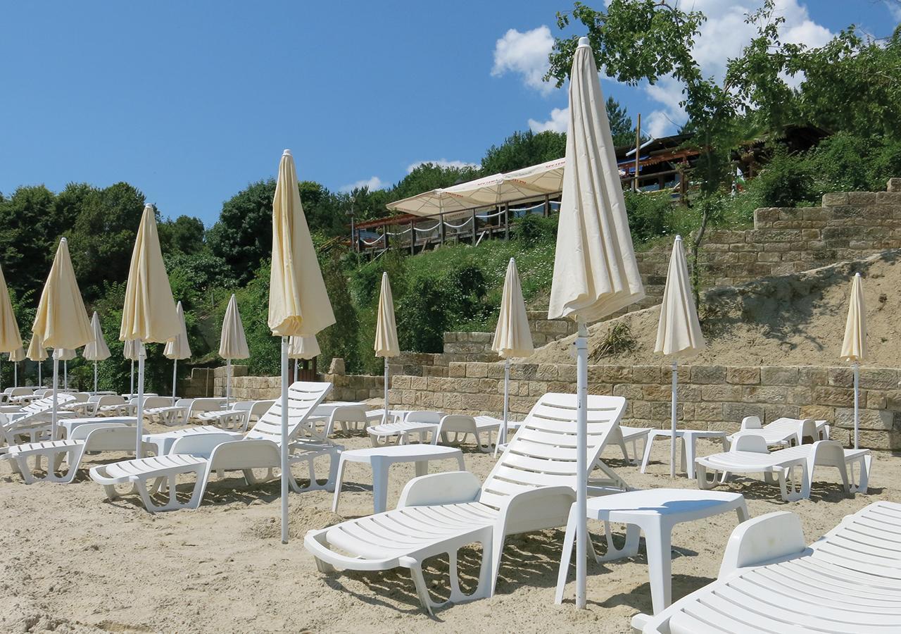 Family Hotel Albizia Beach Varna ภายนอก รูปภาพ